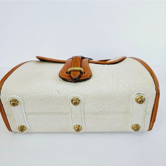 Vintage Dooney & Bourke Essex Pebbled Leather Flap Crossbody Purse Bag in Bone - Picture 12 of 16